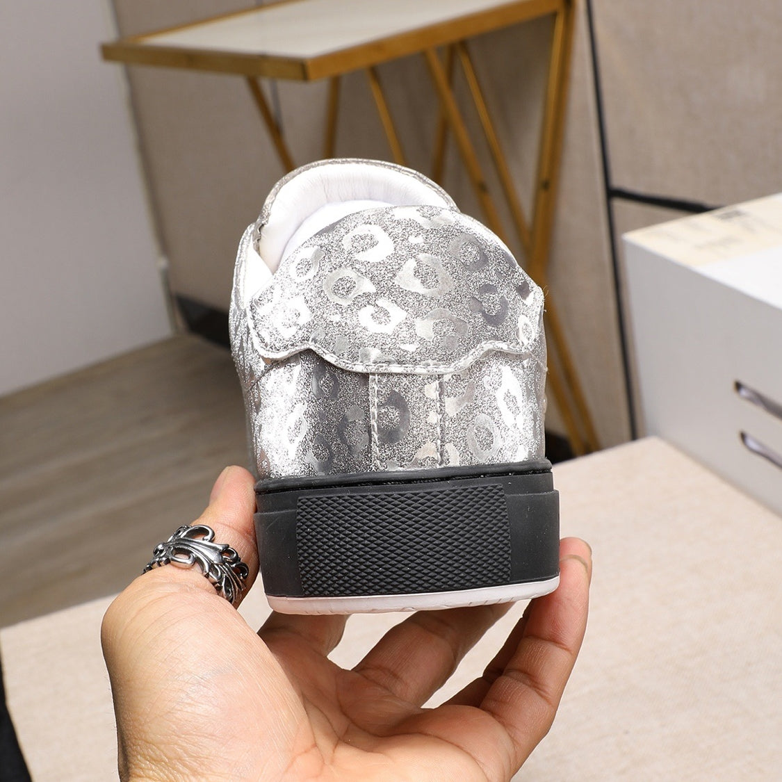 SOLA New Men's Leather Sneakers