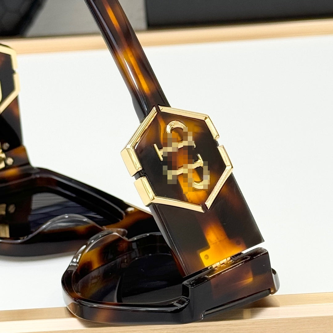 PP Letter logo sunglasses