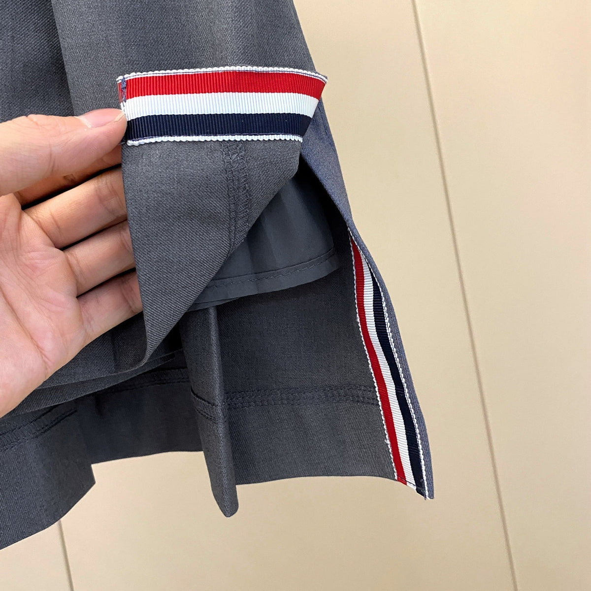 THOM Polo T-shirt + pleated skirt set(复制) THOM TREND