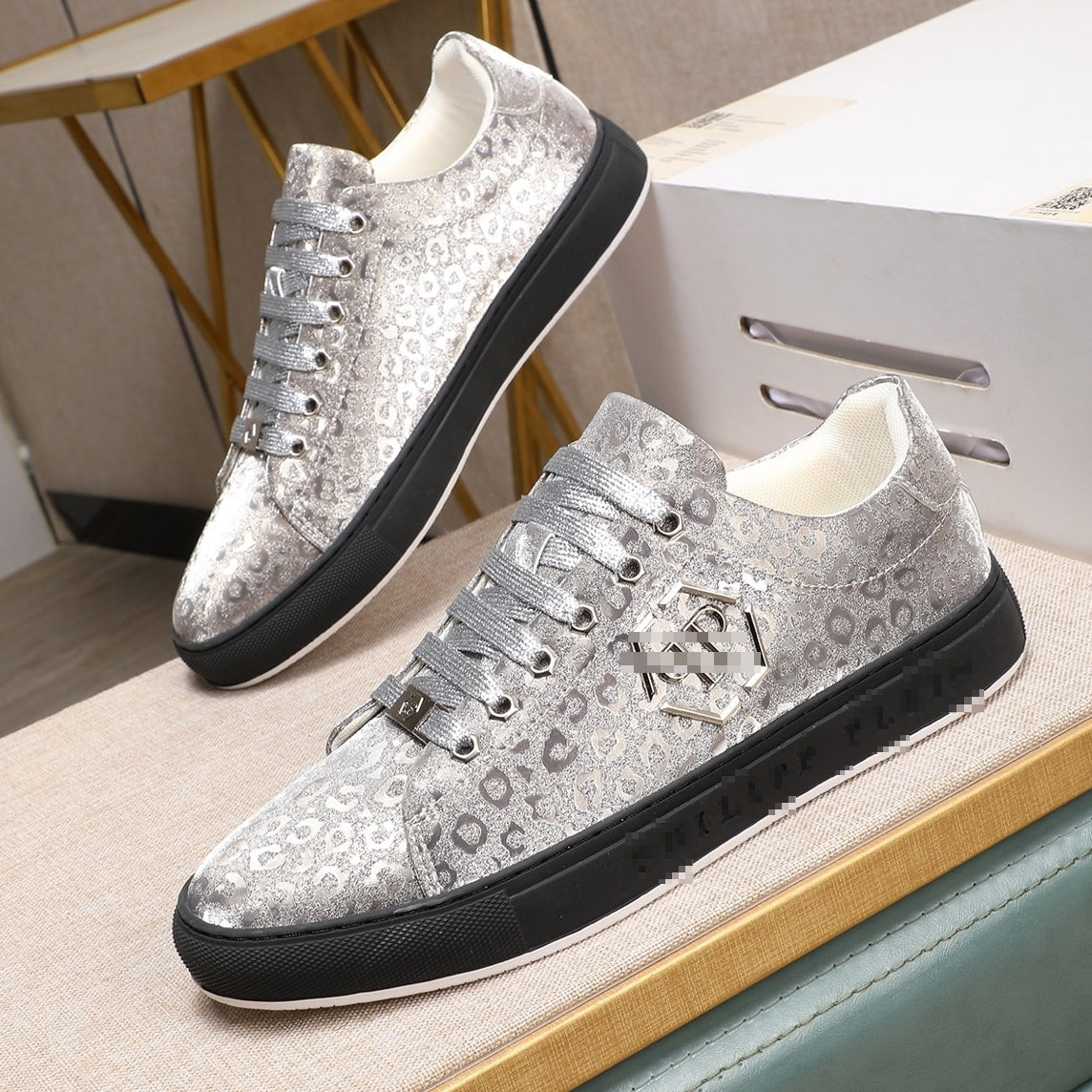 SOLA New Men's Leather Sneakers