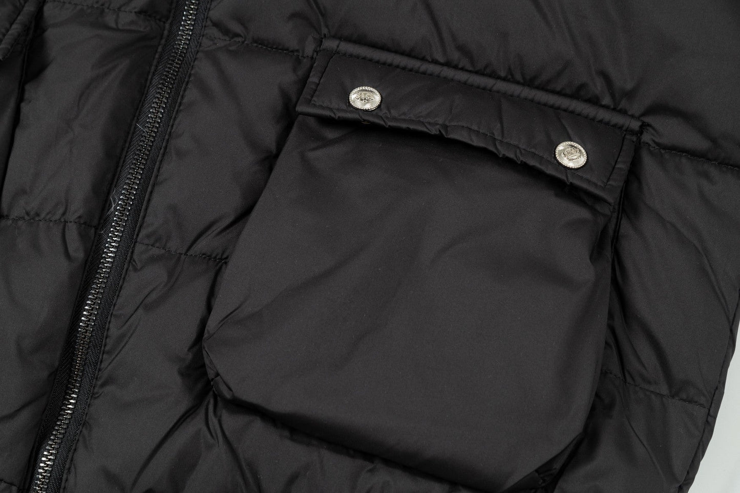 Gucci GUCCI 2024 Jacket - Image 25