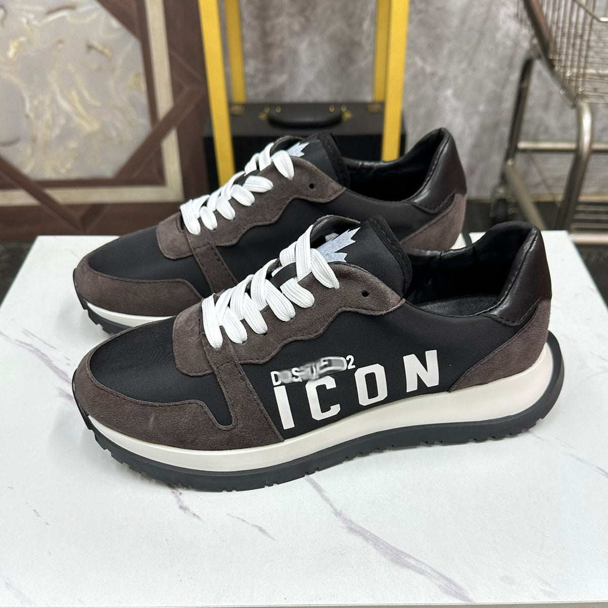 SOLA-DSQ2 New Men's Leather sneakers