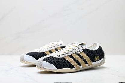 Adidas Classic Casual Sneakers – Lightweight & Non-Slip