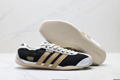 Adidas Classic Casual Sneakers – Lightweight & Non-Slip