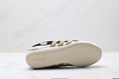 Adidas Classic Casual Sneakers – Lightweight & Non-Slip