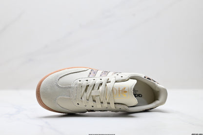 Adidas Samba Classic Low-Top Sneakers