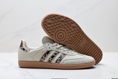 Adidas Samba Classic Low-Top Sneakers