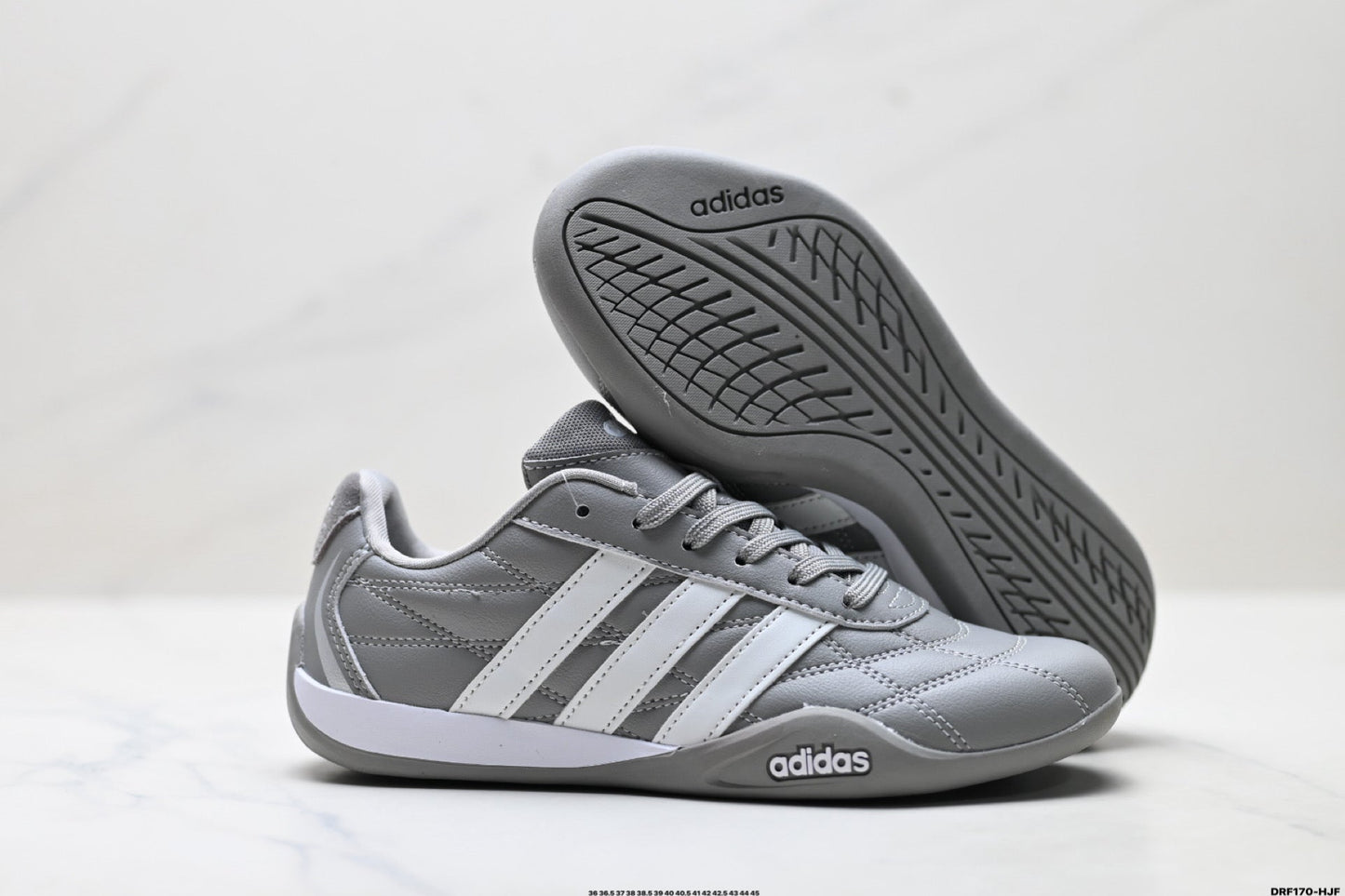 Adidas Men's Grey White Indoor Training Shoes