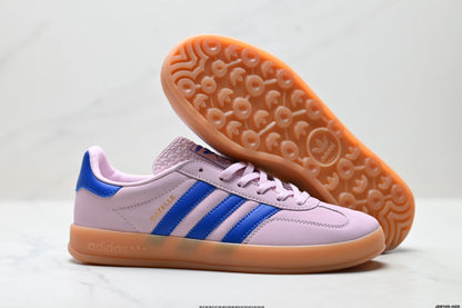 Adidas Classic Low Top Sneakers