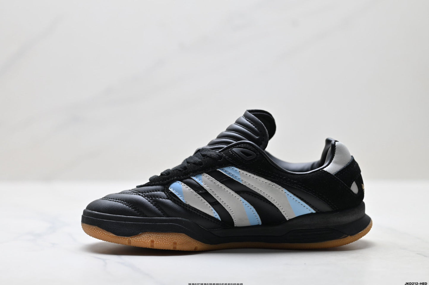 Adidas Predator Mundial Sneakers
