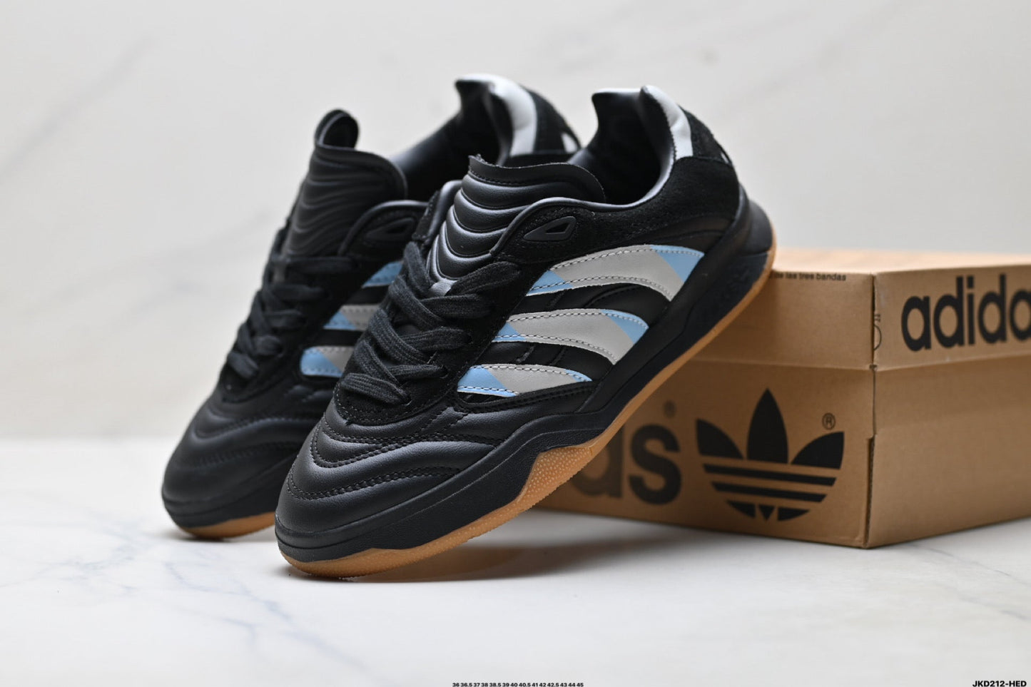 Adidas Predator Mundial Sneakers
