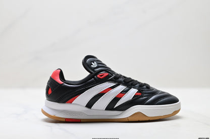 Adidas Predator Mundial Sneakers