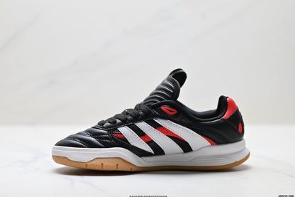 Adidas Predator Mundial Sneakers