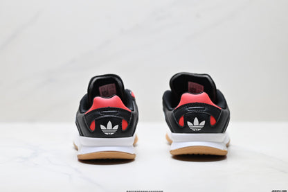 Adidas Predator Mundial Sneakers