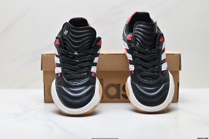 Adidas Predator Mundial Sneakers