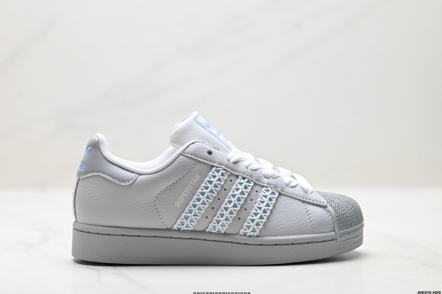 Adidas Superstar Sneakers