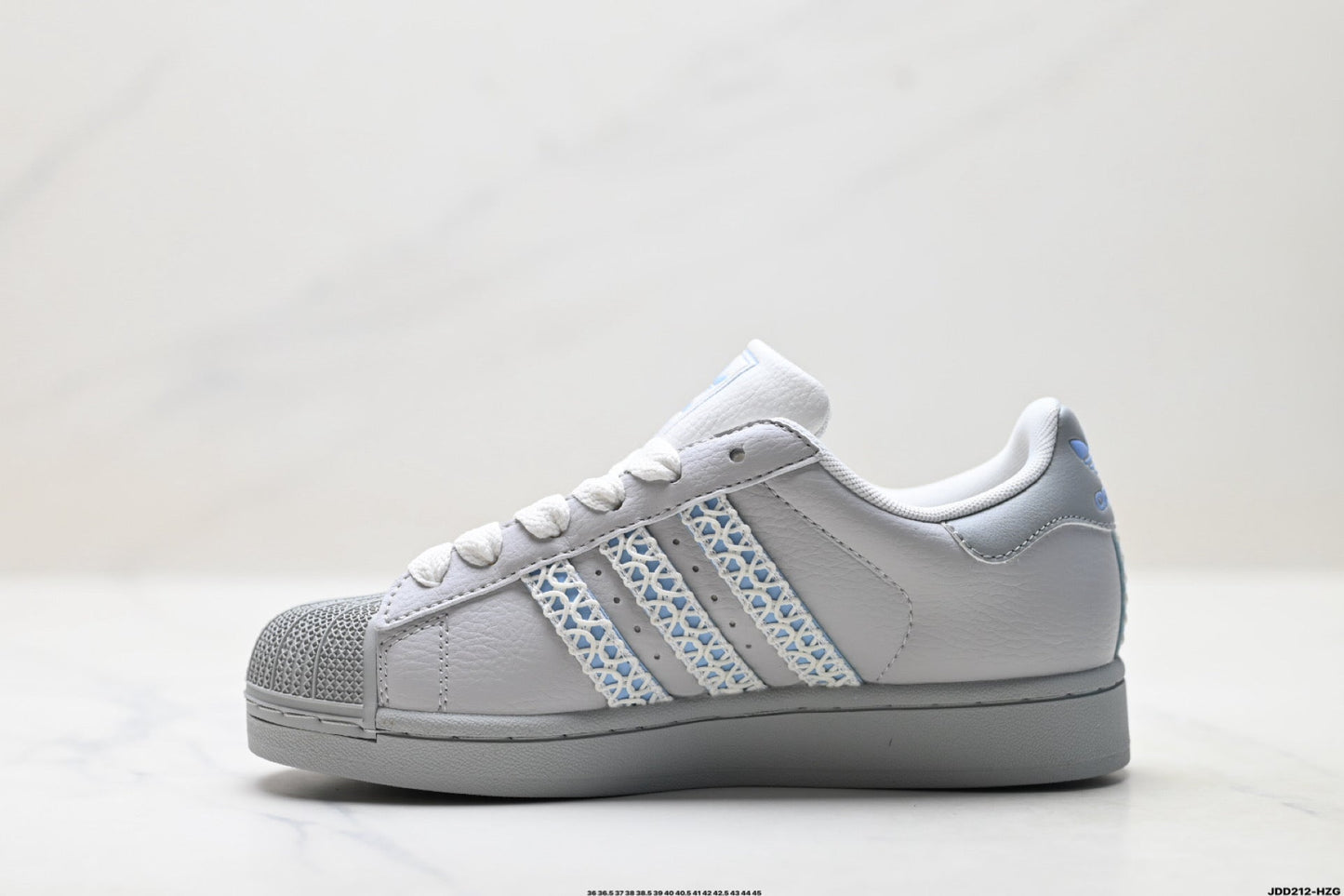 Adidas Superstar Sneakers