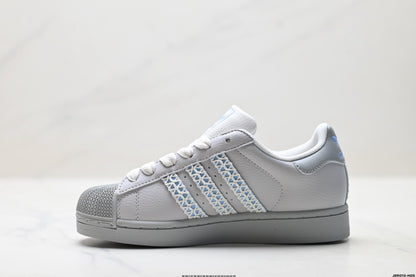 Adidas Superstar Sneakers