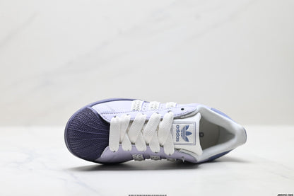 Adidas Superstar Sneakers