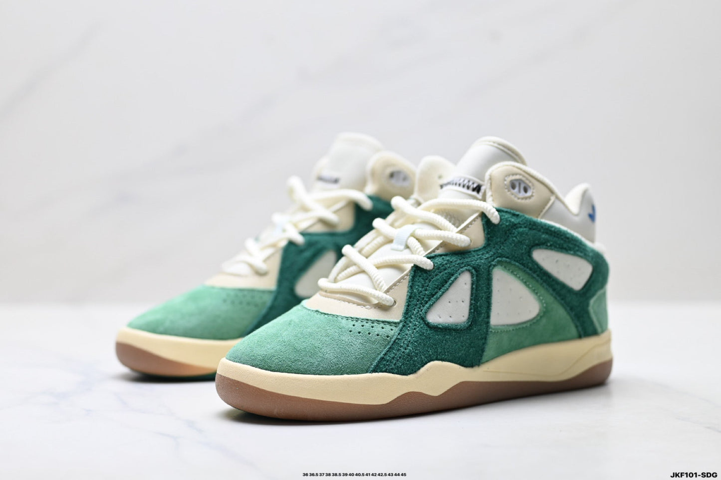Adidas Originals BADBO 1.0 Retro Basketball Sneakers