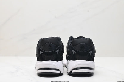 Adidas K81801550 Unisex Running Shoes #11 - Black/White - image 8