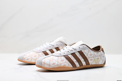 Adidas K81801450 Unisex Casual Sneakers #4 - White/Pink - image 11