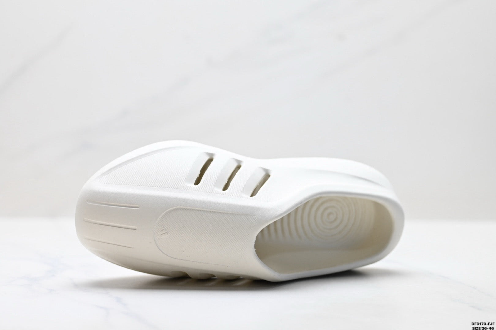 Adidas K81801050 Unisex Clogs - White - image 14