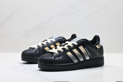 Adidas K81801450 Unisex Shell-Toe Sneakers - Black/White - image 5