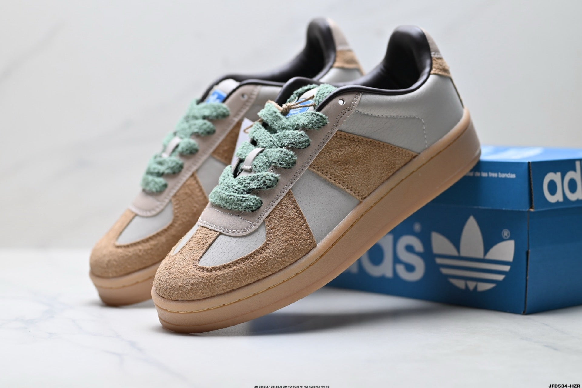 Adidas K81801650 Unisex Casual Sneakers - Tan/Mint