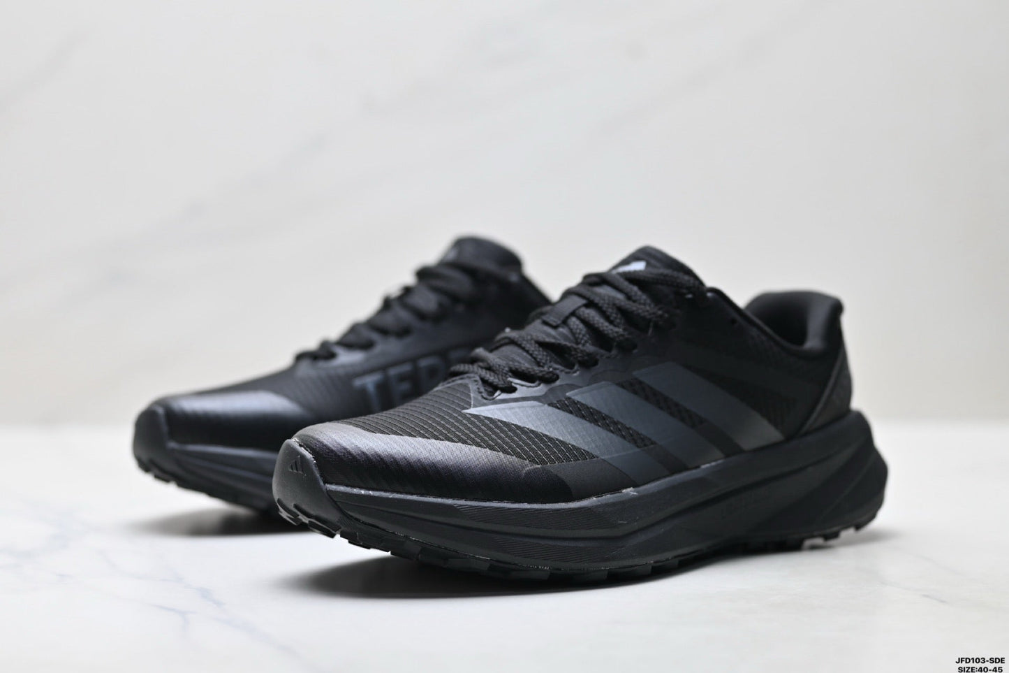 Adidas K81801650 Men's Running Shoes - Black - image 10