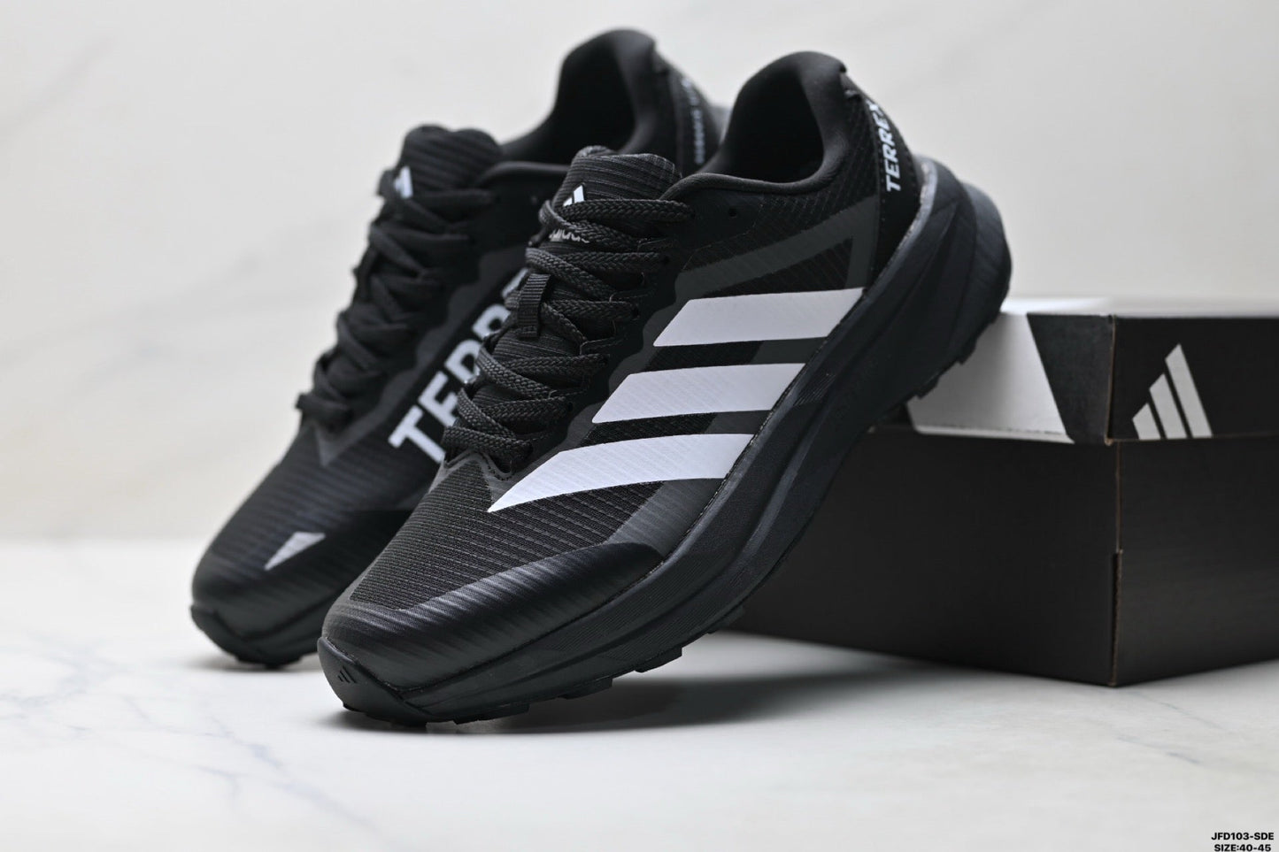 Adidas K81801650 Men's Running Shoes - Black - image 11