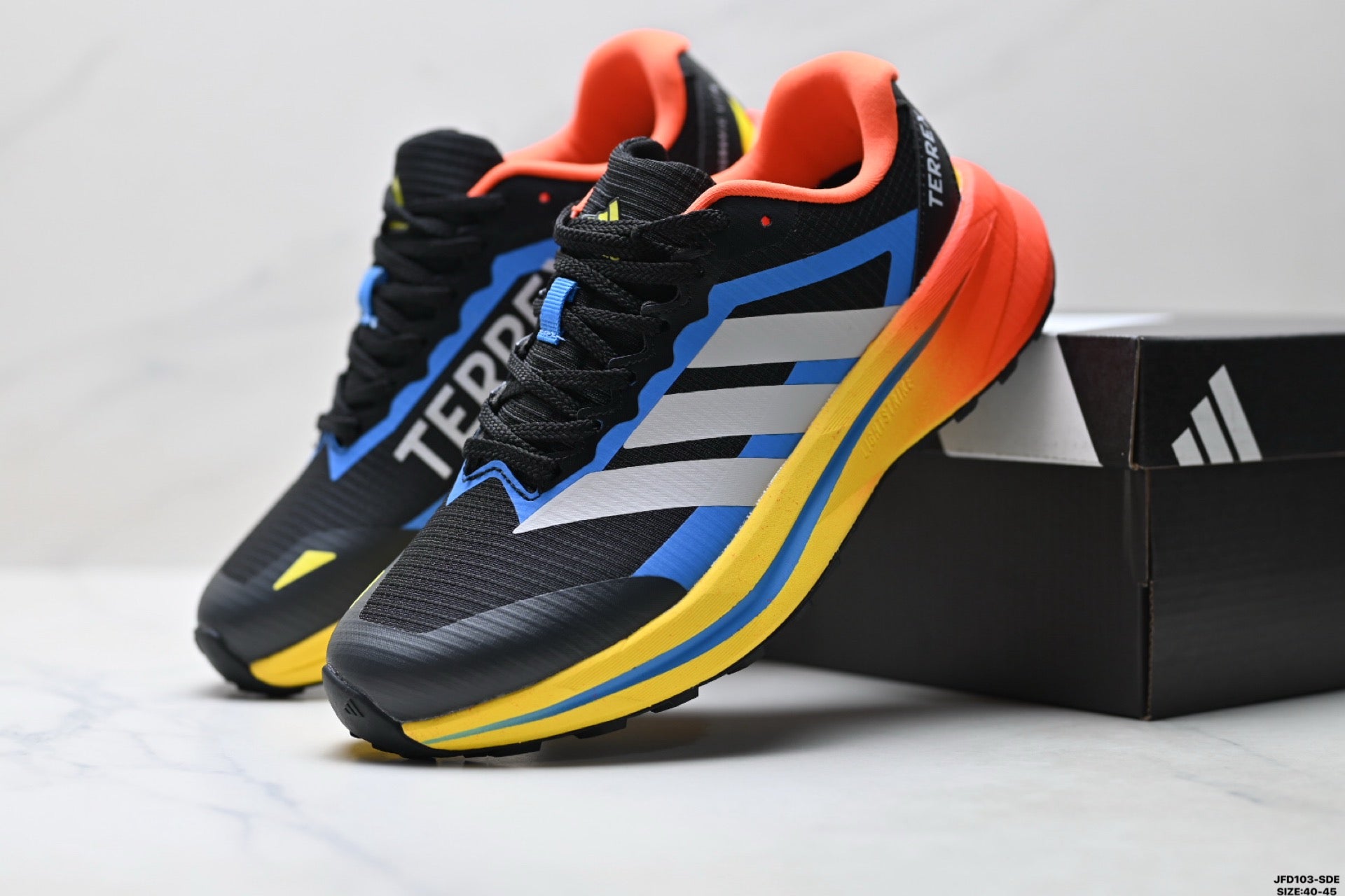 Adidas K81801650 Men's Running Shoes - Black/Grey - image 26