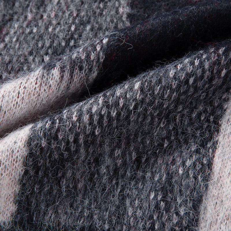 MR.TOM  2025 Knitted sweater