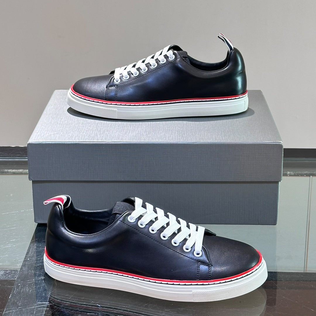MR.TOM Leather sneakers