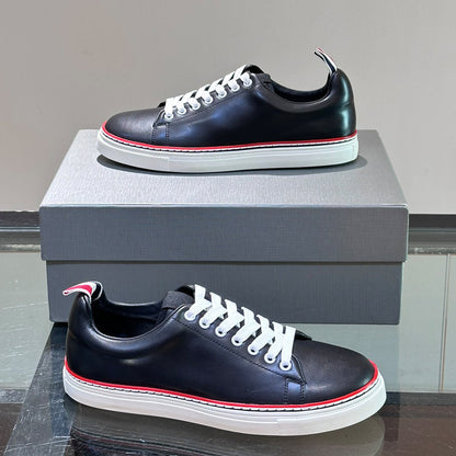 MR.TOM Leather sneakers