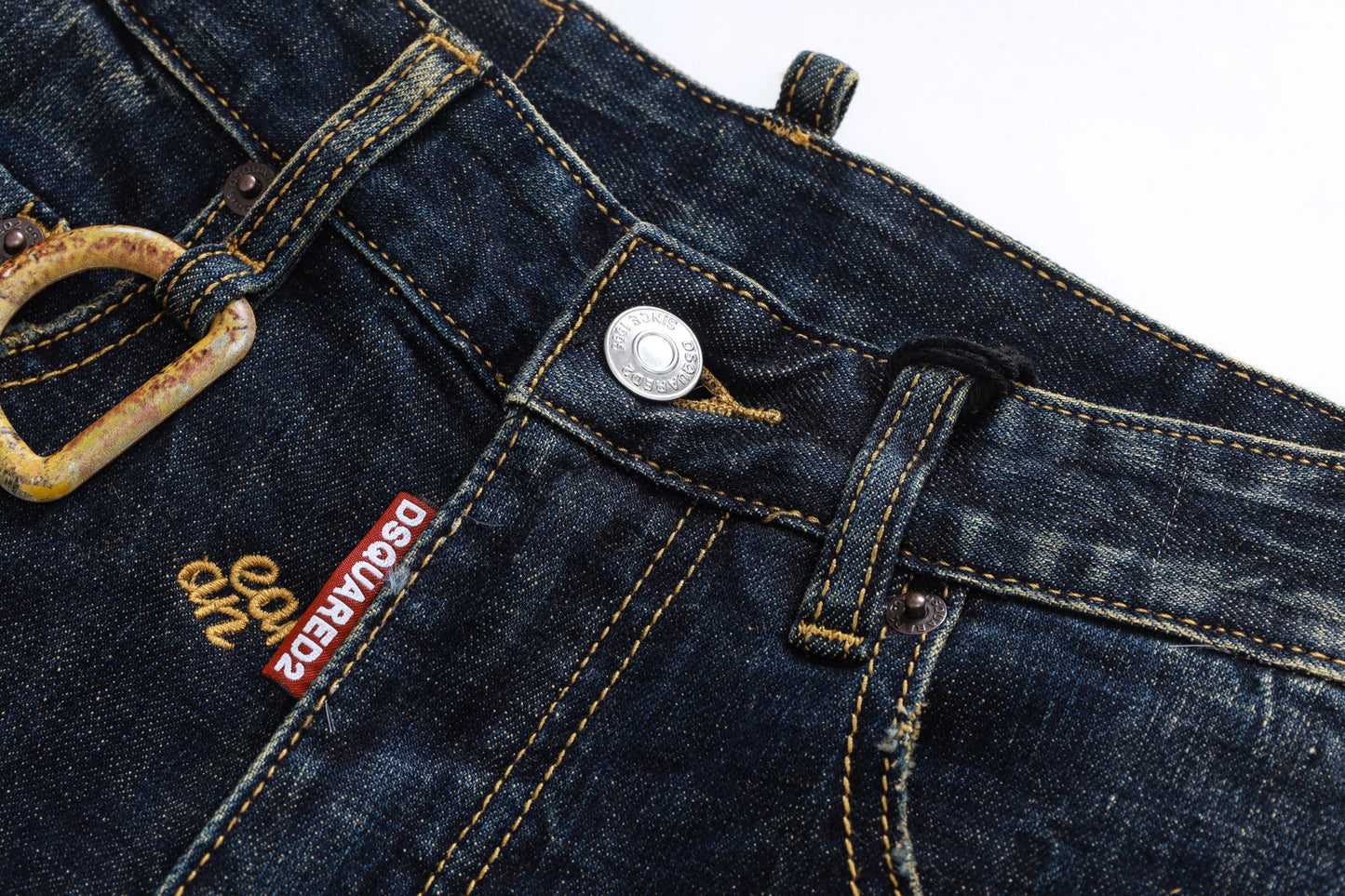 DSQ2 New Maple Leaf Jeans