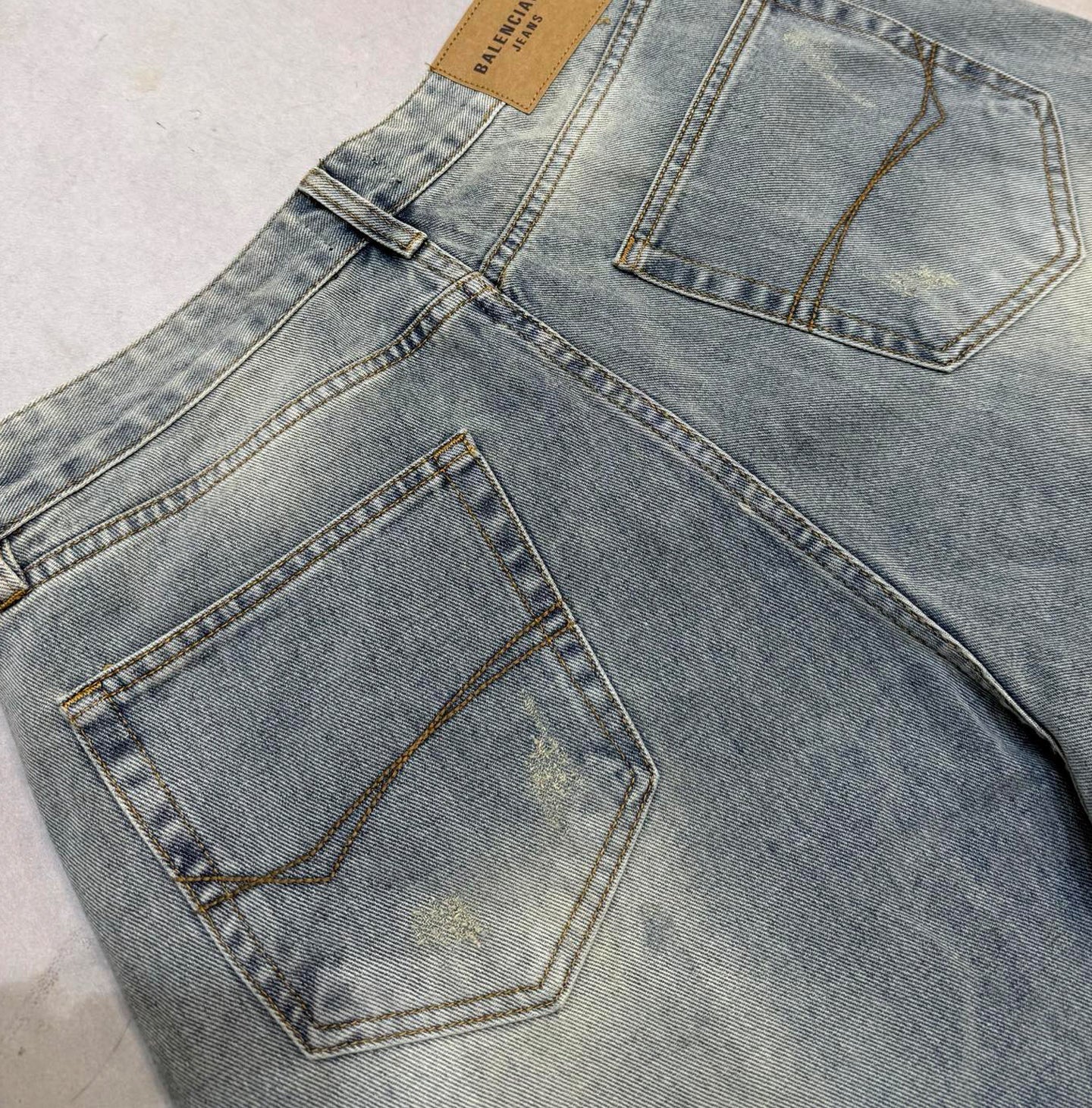 2025 Distressed Graffiti Jeans