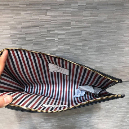 2025 Premium leather clutch