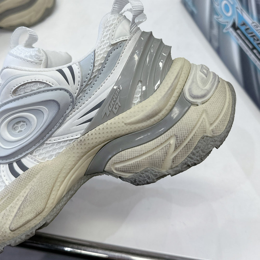 2025 Limited Edition Couple Style Shoe