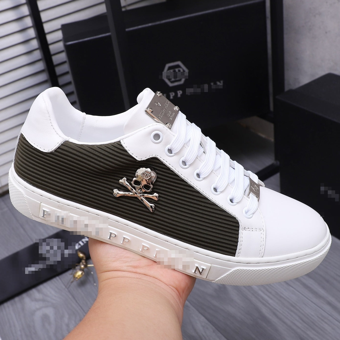 PP Men's Leather Sneaker