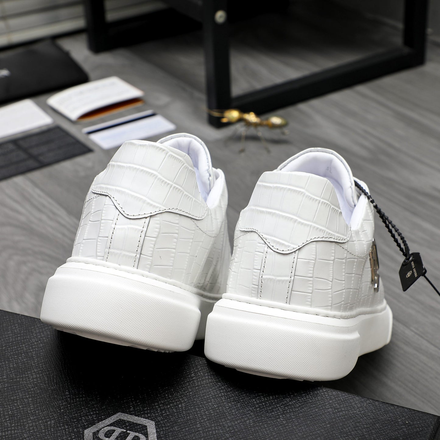 PP Snake print sneakers