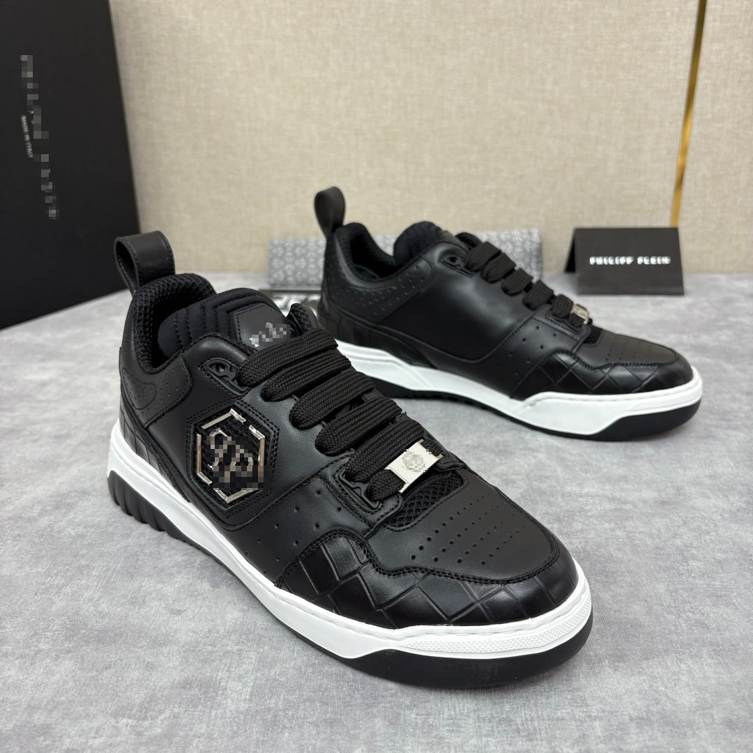 PP leather sneakers