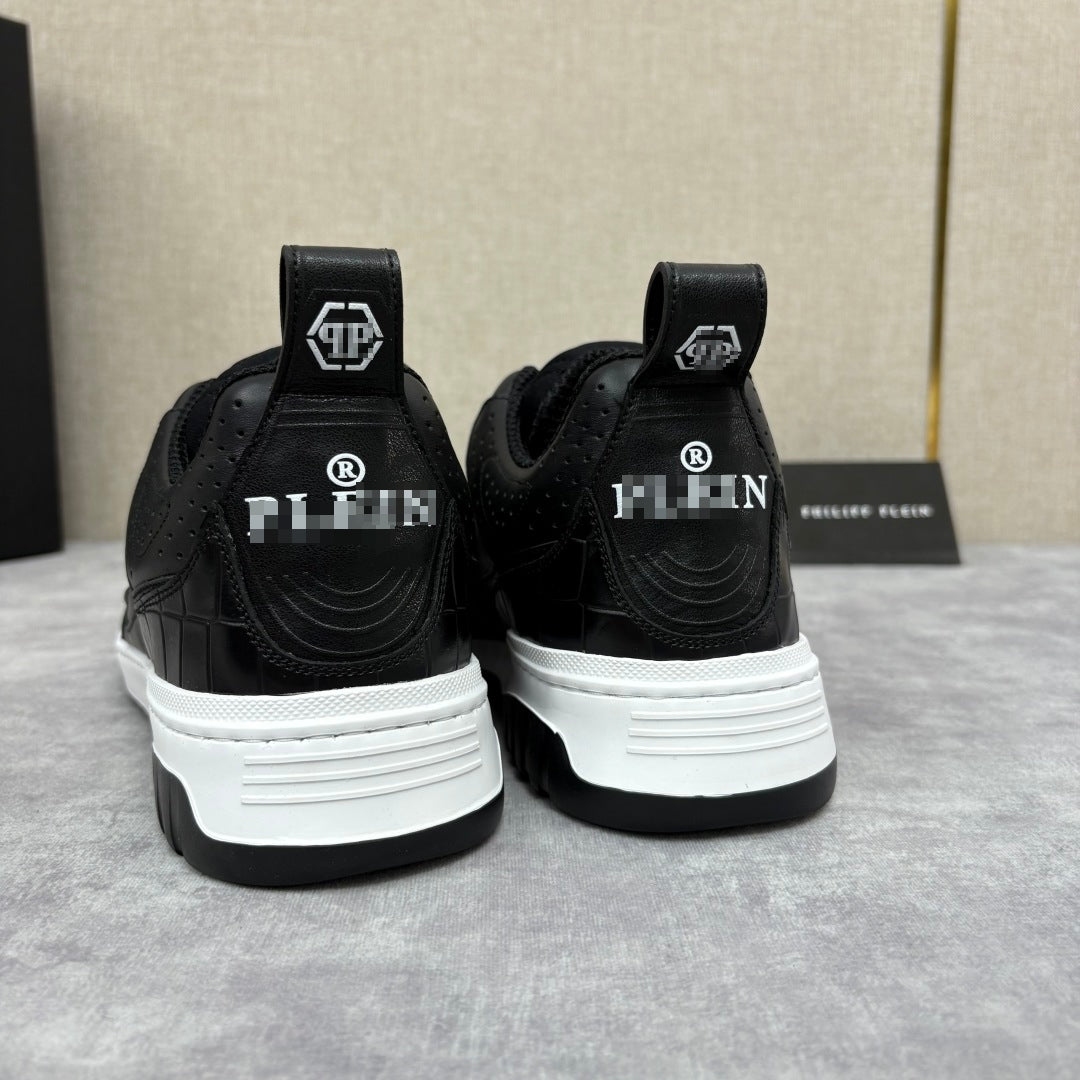 PP leather sneakers