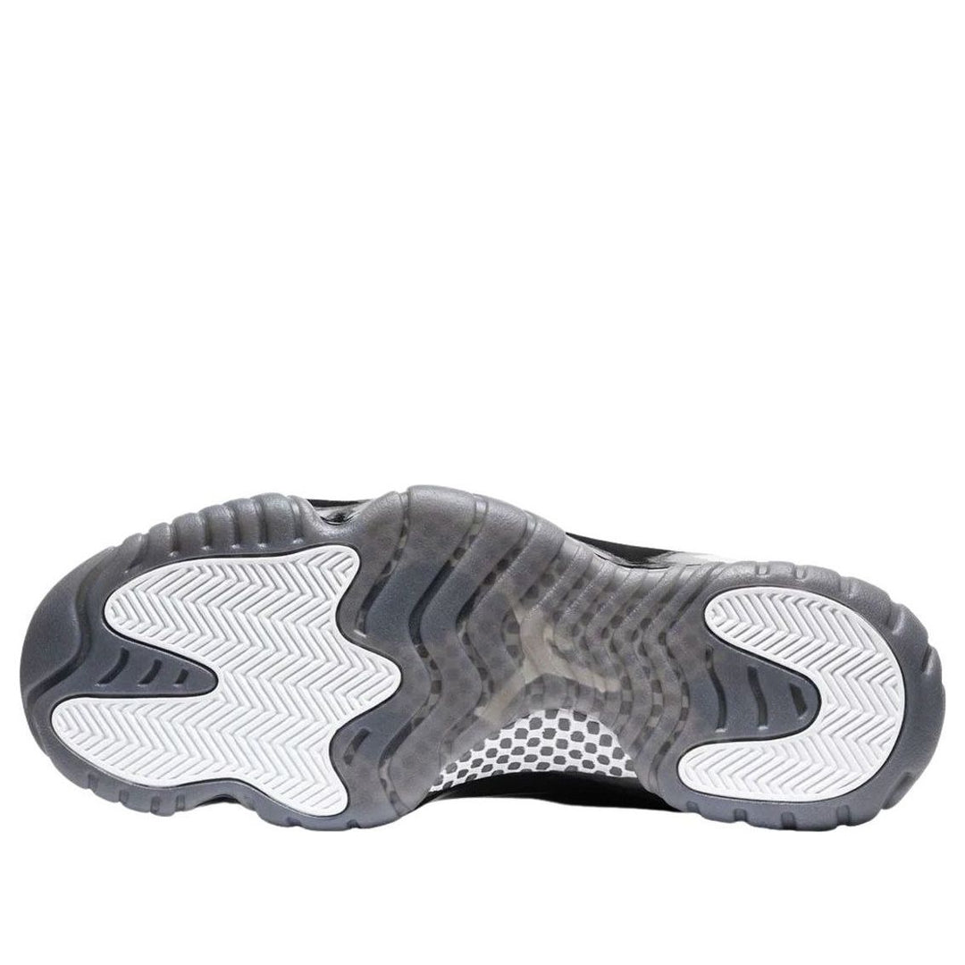 Air Jordan 11 x Comme Des Garçons 'Triple Black' IV7639-001 - 5