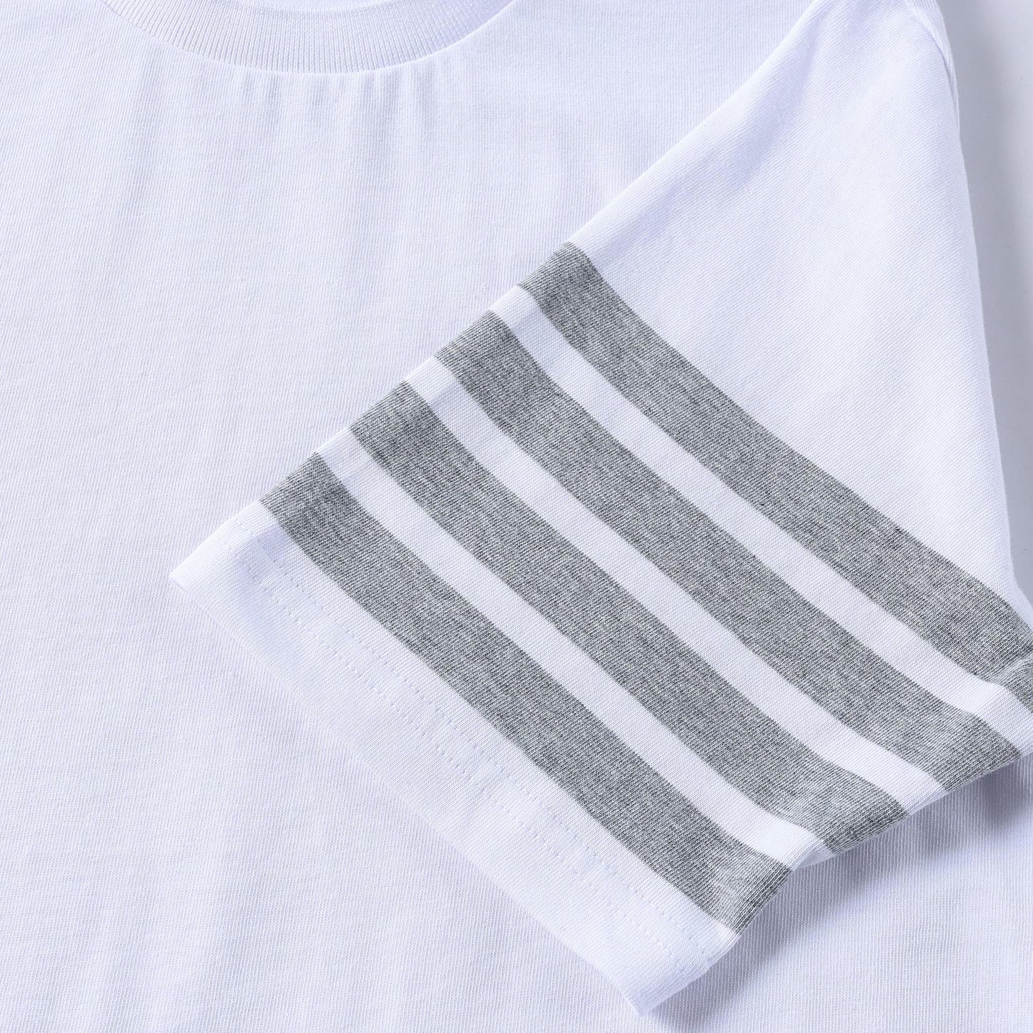 MR.TOM Puppy Embroidery T-shirt