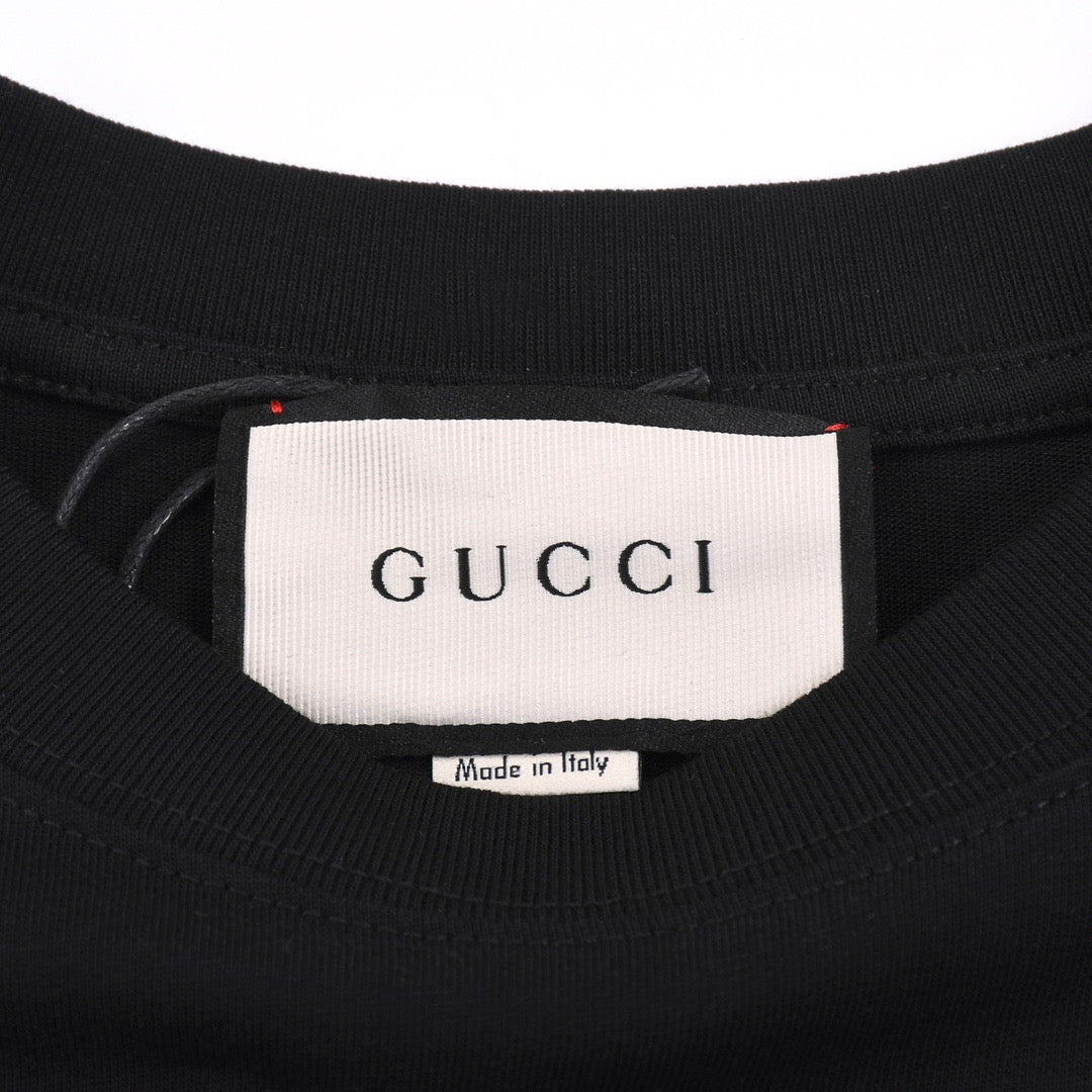 Gucci Logo T-Shirt - Image 12