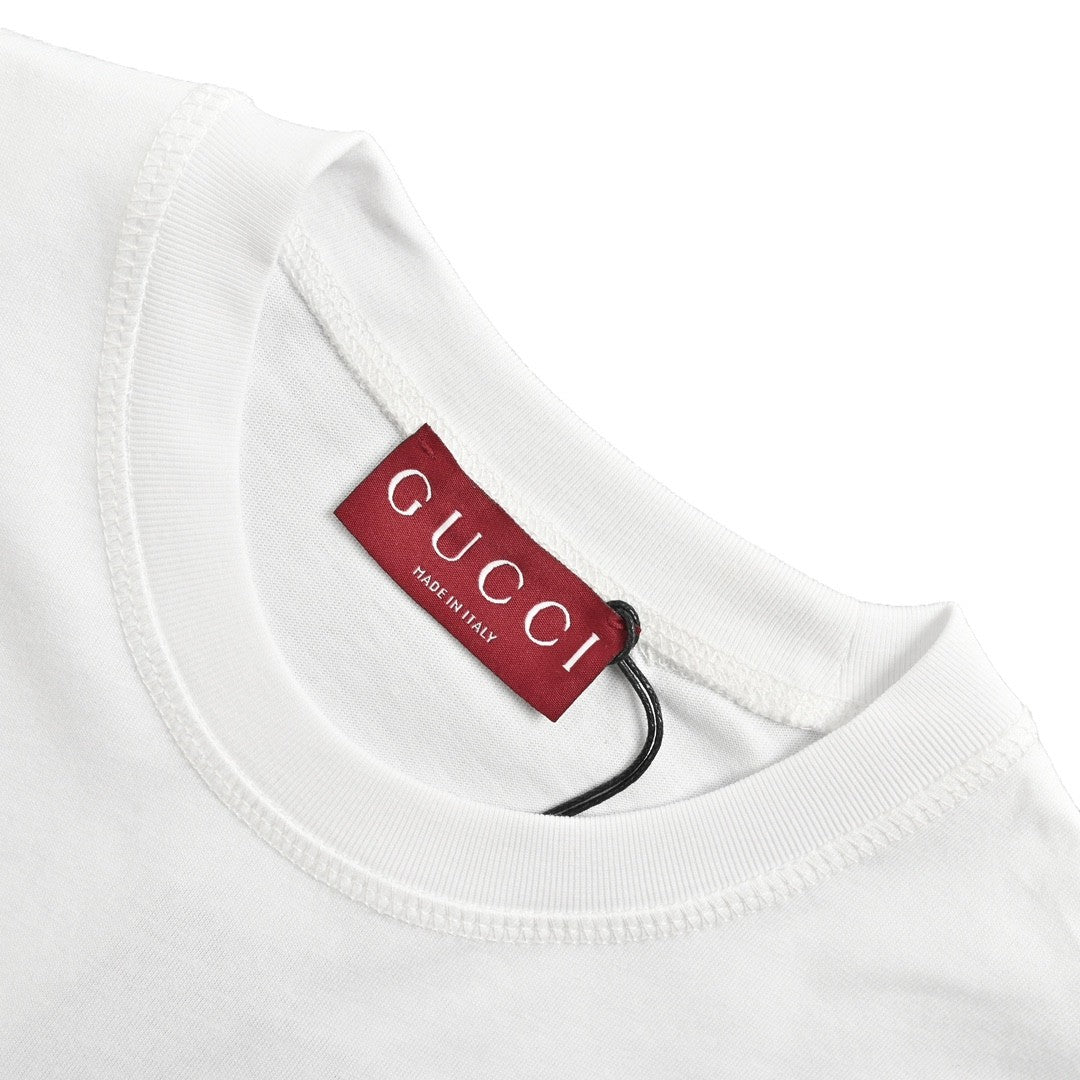 Gucci Logo T-Shirt - Image 4