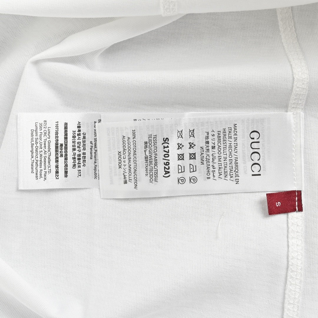 Gucci Logo T-Shirt - Image 8
