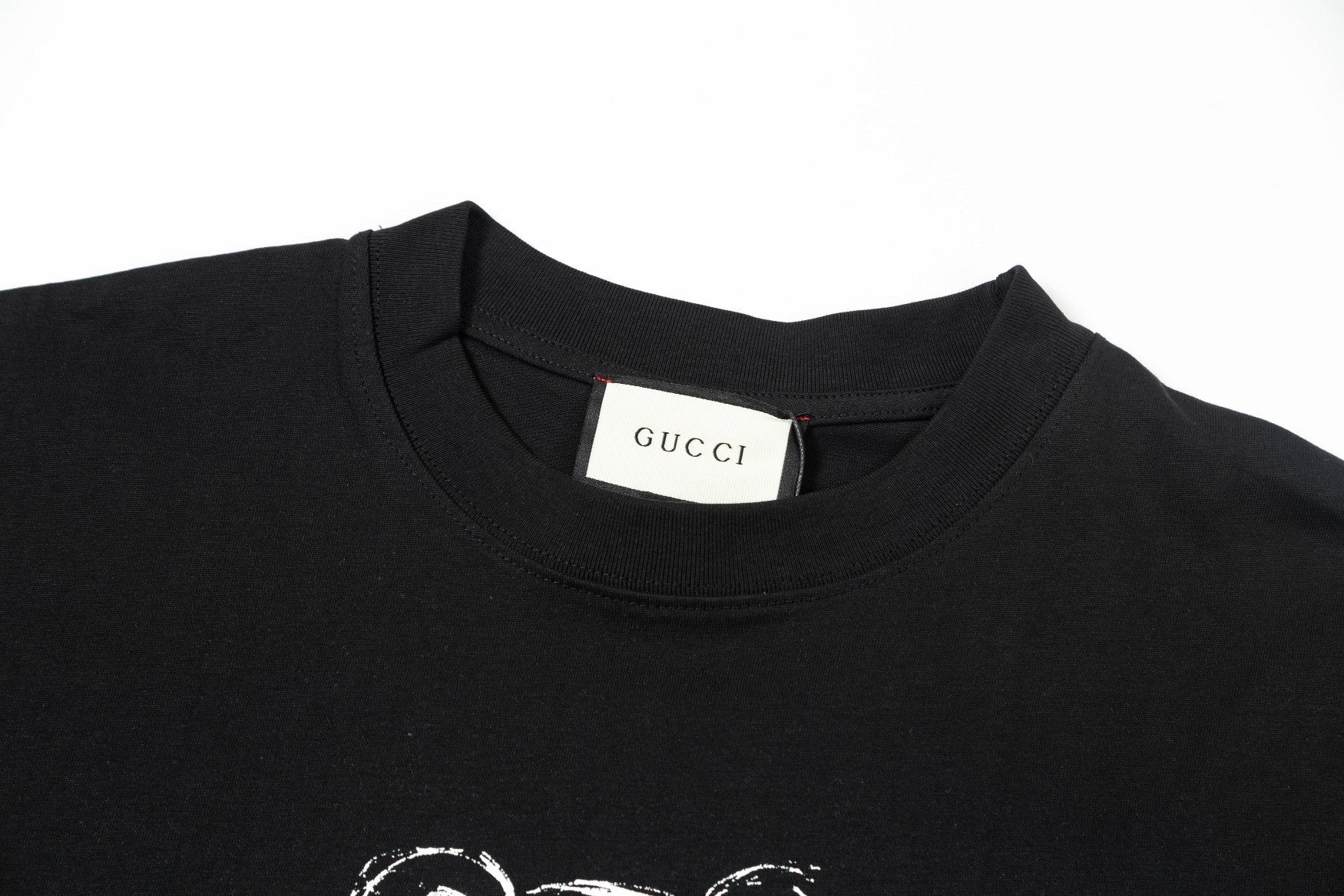 Gucci Signature 5123 T-Shirt - Image 3