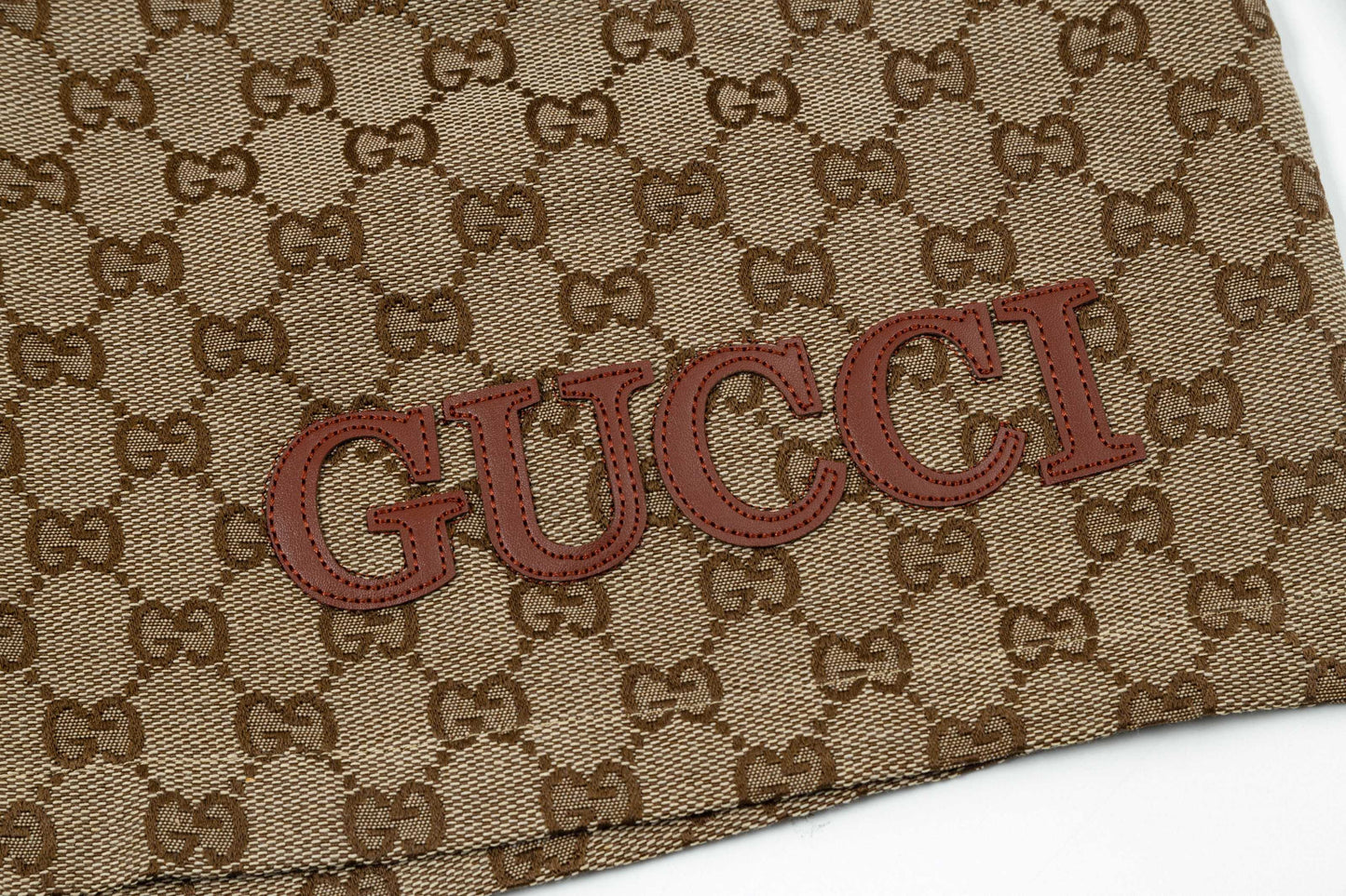 Gucci Signature 7F1D Shorts - Image 81